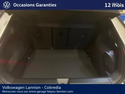 Photo 6 Volkswagen T-roc  1.5 eTSI 150ch R-Line DSG7