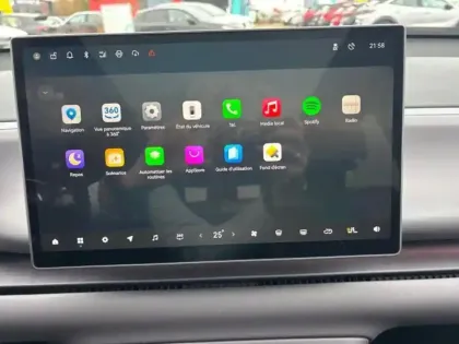 Photo 14 Leapmotor C10  REEV 215ch 28,4 kWh Design MY25