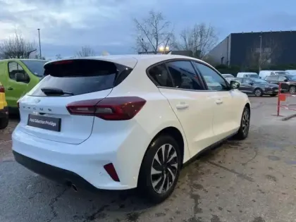 Photo 4 Ford Focus  1.0 Flexifuel mHEV 125ch Titanium X Business