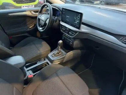 Photo 10 Ford Focus  1.0 Flexifuel mHEV 125ch Titanium X Business