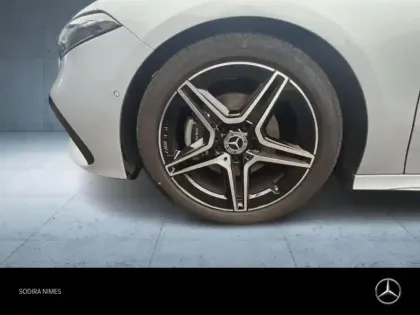 Photo 10 Mercedes Classe A  200 d 150ch AMG Line 8G-DCT