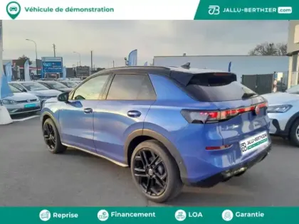 Photo 2 Volkswagen T-roc  1.5 eTSI 150ch R-Line DSG7