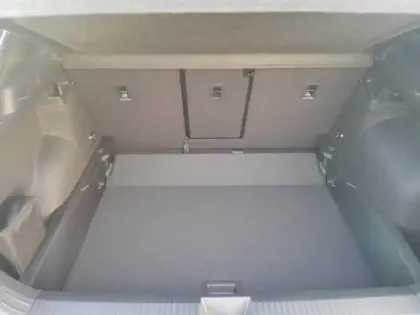 Photo 8 Volkswagen T-roc  1.5 eTSI 150ch R-Line DSG7