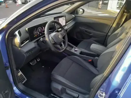 Photo 11 Volkswagen T-roc  1.5 eTSI 150ch R-Line DSG7