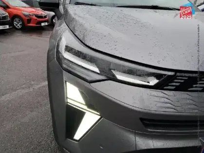 Photo 12 Renault Symbioz  1.8 E-Tech full hybrid 160ch Techno - 25 GPS Camera