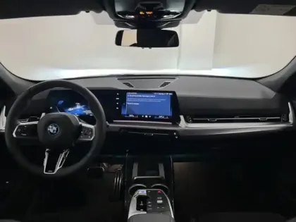 Photo 7 BMW X2  i eDrive20 204ch