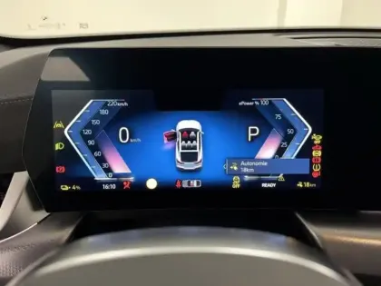 Photo 9 BMW X2  i eDrive20 204ch