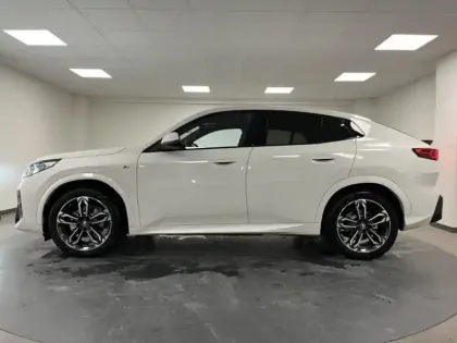 Photo 5 BMW X2  i eDrive20 204ch