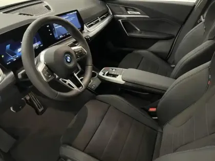 Photo 6 BMW X2  i eDrive20 204ch