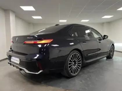 Photo 3 BMW Serie 7 Série 7 750eA xDrive 489ch M Sport