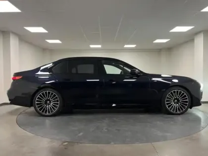 Photo 2 BMW Serie 7 Série 7 750eA xDrive 489ch M Sport