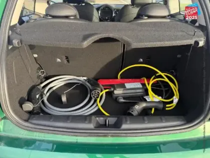 Photo 13 Mini Mini  Cooper SE 184ch Edition Premium BVA 5CV Siege chauf Camera