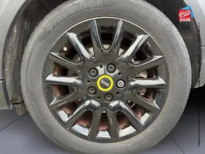 Photo 24 Mini Mini  Cooper SE 184ch Edition Premium BVA 5CV Siege chauf Camera