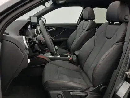 Photo 11 Audi Q2  35 TFSI 150ch S line Plus S tronic 7