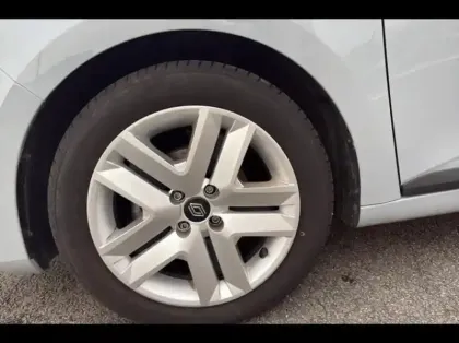 Photo 12 Renault Clio  1.0 TCe 90ch Evolution - 24