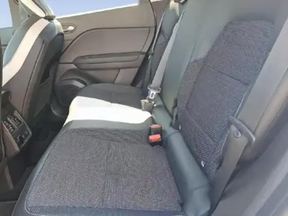 Photo 10 Renault Captur  1.6 E-Tech hybride rechargeable 160ch Intens -21