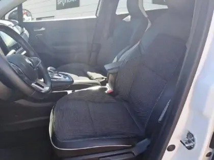 Photo 9 Renault Captur  1.6 E-Tech hybride rechargeable 160ch Intens -21