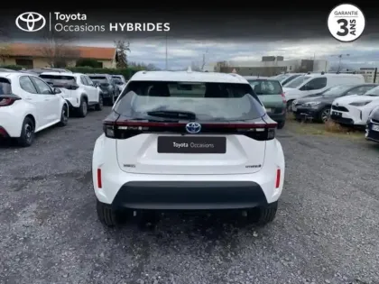 Photo 3 Toyota Yaris  Cross 116h Dynamic Business + Programme Beyond Zero Academy MY22
