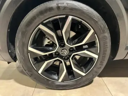 Photo 12 Citroën C4  Moteur électrique 136ch (100 kW) Shine Pack Automatique