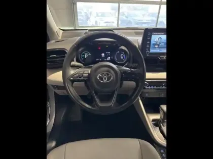 Photo 5 Toyota Yaris  116h Iconic 5p