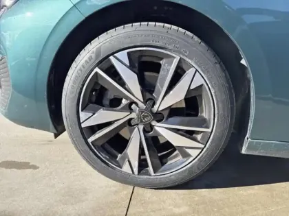 Photo 7 Peugeot 308  SW 1.2 PureTech 130ch S&S Allure