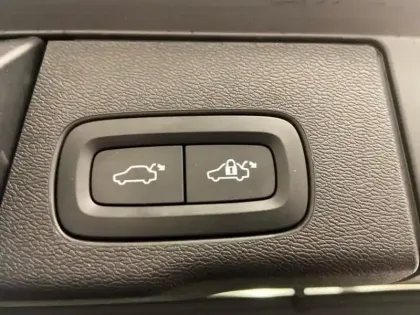 Photo 11 Volvo Xc60  T8 AWD Recharge 303 + 87ch Inscription Luxe Geartronic