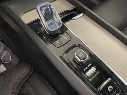 Photo 13 Volvo Xc60  T8 AWD Recharge 303 + 87ch Inscription Luxe Geartronic