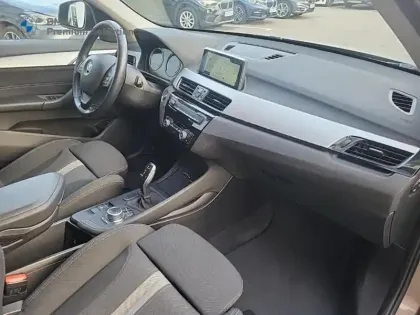 Photo 8 BMW X1  sDrive18d 150ch Lounge Euro6d-T