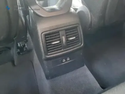 Photo 12 BMW X1  sDrive18d 150ch Lounge Euro6d-T