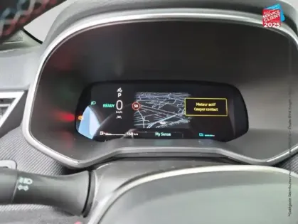 Photo 11 Renault Clio  1.6 E-Tech 145ch full hybrid esprit Alpine - 24 Camera GPS