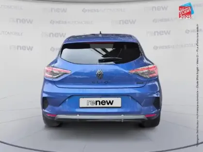 Photo 6 Renault Clio  1.6 E-Tech 145ch full hybrid esprit Alpine - 24 Camera GPS