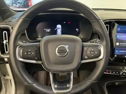 Photo 11 Volvo Xc40  Recharge 231ch Start EDT