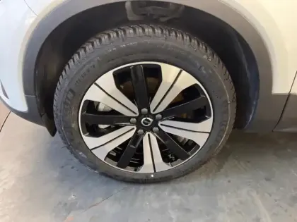 Photo 10 Volvo Xc40  Recharge 231ch Start EDT