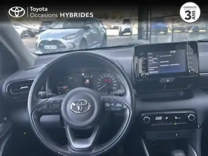 Photo 12 Toyota Yaris  116h Dynamic 5p MY22