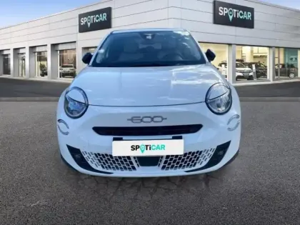 Photo 1 Fiat 600  1.2 Hybrid 100ch La Prima DCT6