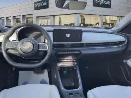 Photo 7 Fiat 600  1.2 Hybrid 100ch La Prima DCT6