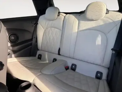 Photo 12 Mini Mini  Cooper SE 184ch Yours BVA 5CV