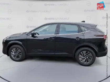 Photo 8 Nissan Qashqai  1.3 Mild Hybrid 140ch Business Edition 2022 Camera