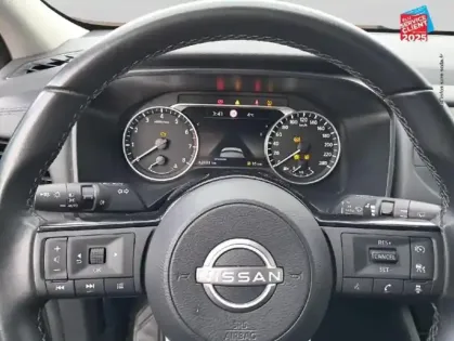 Photo 11 Nissan Qashqai  1.3 Mild Hybrid 140ch Business Edition 2022 Camera