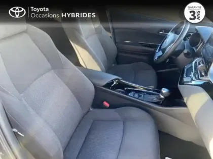 Photo 5 Toyota C-HR  122h Edition 2WD E-CVT RC18