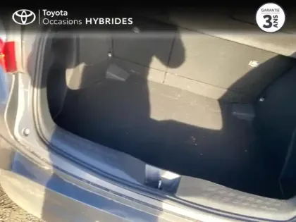 Photo 9 Toyota C-HR  122h Edition 2WD E-CVT RC18