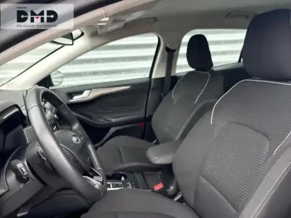 Photo 8 Ford Focus  SW 1.0 EcoBoost 125ch Titanium BVA