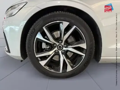 Photo 24 Volvo V60 Gén. II Ph1 NG2 Ultra Style Dark 5