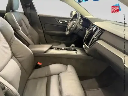 Photo 19 Volvo V60 Gén. II Ph1 NG2 Ultra Style Dark 5