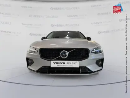 Photo 16 Volvo V60 Gén. II Ph1 NG2 Ultra Style Dark 5