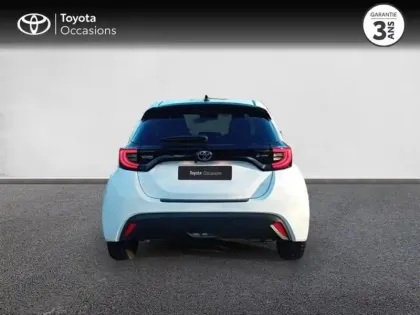 Photo 3 Toyota Yaris  116h Design 5p MC24
