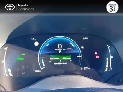 Photo 13 Toyota Yaris  116h Design 5p MC24