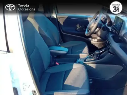 Photo 5 Toyota Yaris  116h Design 5p MC24