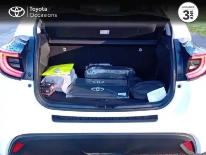 Photo 9 Toyota Yaris  116h Design 5p MC24