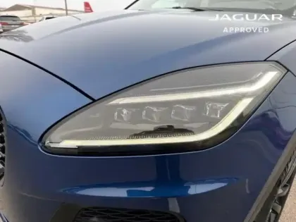 Photo 12 Jaguar E-Pace  P300e PHEV 309ch R-Dynamic HSE